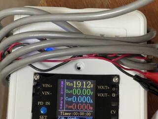 Зарядное устройство доя аккумулятора 30В 6А