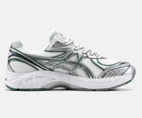 Новые кроссовки размер 41- 42 Тирасполь.