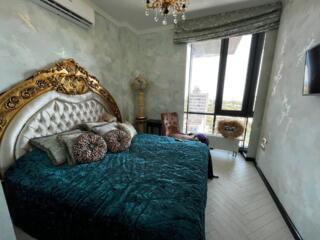 В продаже стильная современная квартира в элитном жилом комплексе ...