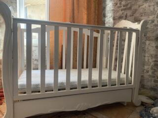 Кроватка для малыша