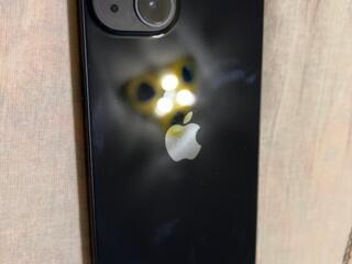 Продам iPhone 13