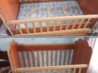 Продам детскую кроватку с маятником 100$