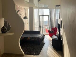 Аренда большой евродвушки с балконом, Жемчужина 1, 65 квм