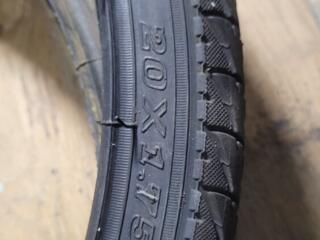 Продам 2 покрышки и 1 камеру