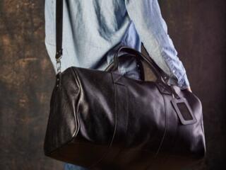 Сумка спортивная дорожная для фитнеса и тренировок на плечо, черная