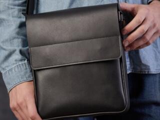 Сумка мужская через плечо кожаная, черная