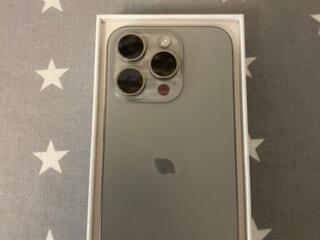 ПРОДАМ iPhone 15 pro