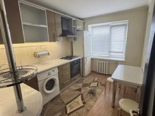 Сдаётся 2-х комнатная квартира