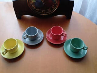 Set ceasca + pentru cafe 4 persoane 480 lei. NOUA