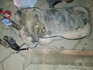 Продам бензобак от Опель Калибра