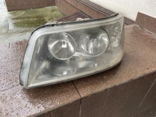 Фары Volkswagen transporter t5