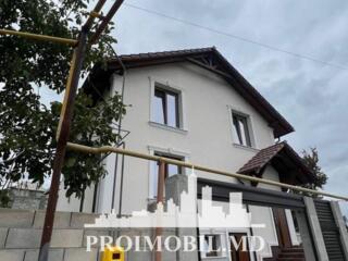 Vă propunem spre vânzare această vilăîn 3 nivele, în com. Tohatin, ...