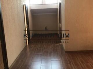 Оренда 3-кім. квартири біля метро Академмістечко. Квартира без меблів 