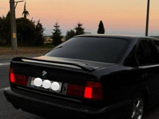 Срочно продам оригинальный m-tech спойлер на BMW E34