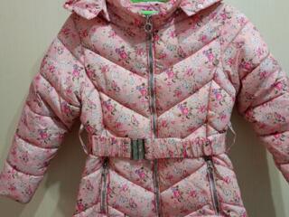 Состояние нового пуховик на девочку
