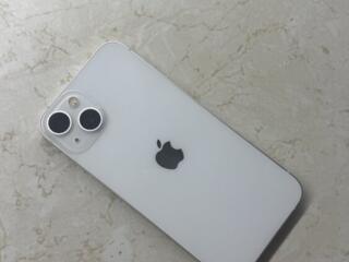 Продам iPhone 13, 128 GB, белый