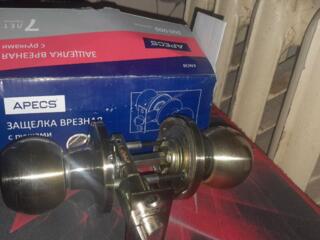 Продам. Ручка-замок для межкомнатной двери APECS-торг уместен