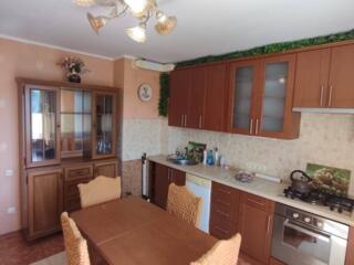 Продаётся 2-комнатная квартира в Одессе, в новом кирпичном ...