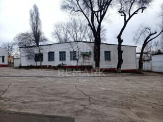 Se dă în chirie spațiu industrial la Botanica pe șos. Muncești. ...