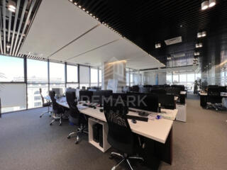 Vânzare oficiu în BC Royal Tower! Oficiu este dat în chirie, cu ...