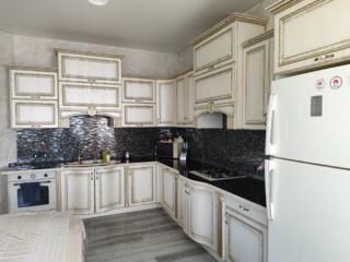 Продаётся новый,2х этажный  дом в с.Усатово.