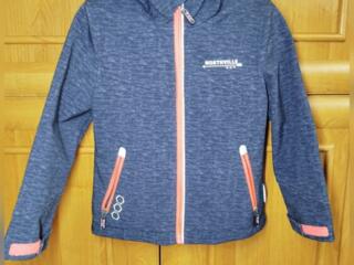 Продам куртку софтшел на рост 116