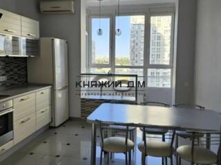 Пропонується в оренду 3-х.кімнатна, роздільна квартира в ЖК "Пор 