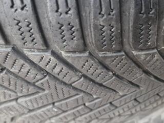 Зимняя резина R16 225/55 Vredestein