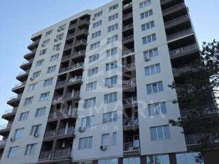 Apartament în varianta albă cu Terasă și Priveliște spre parcul ...