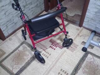 Продам взрослые ходунки.