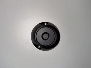 Detacher magnetic pentru etichete antifurt