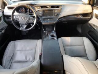 В разборке toyota avalon 2013 год