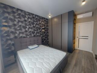 Сдам 2 комнатную квартиру и кухня студия ЖК Омега. Толбухина, 135.