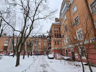 Без комісії! Продаж роздільної 3-х кімнатної квартири на Дарниці на ..