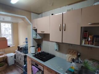 Продам 2х комнатную квартиру возле Парка Твена/Интосана. 2й этаж. ...