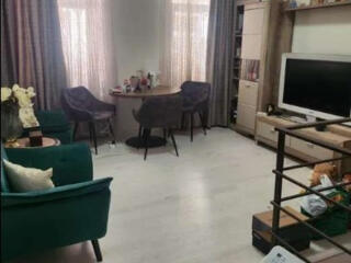 Продам  2х комнатную квартиру в историческом центре города.