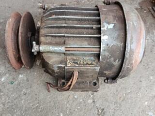 Продам электродвигатели