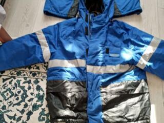 Теплый костюм - куртка и штаны на лямках - для