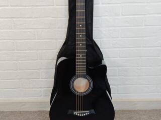 Chitară acustică. Гитара акустическая.