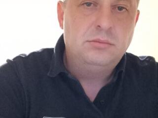 Ищу работу!!! кладовщик, продавец, работник склада, учеником мебельщика