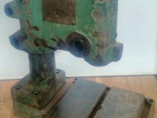 Станок на запчасти, вал-шестерня ТВ 4-6, разное.