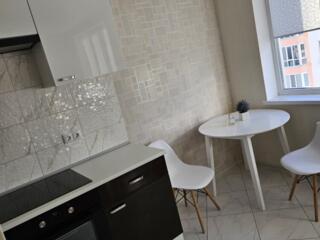 Продам 1-комнатную квартиру на Таирова в ЖК "Акварель"