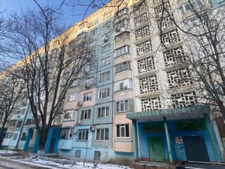 Apartament cu 3 camere, Botanica.