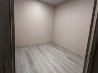 Продам квартиру 40 кв. м., 16/16, новый дом, жк Маршал Сити.