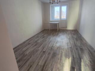 2-комнатная квартира на Кировском, Север, 5/5 эт.