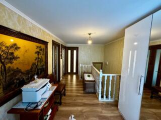 Suruceni, Ialoveni, casa in 2 niveluri (duplex)