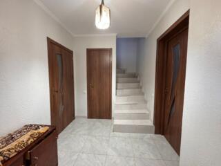 Botanica, casa cu 5 odai. Reparatie euro.