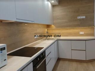 Пропонується до продажу роздільна 2-х кімнатна квартира на вул. ...