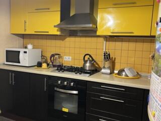 Продам 2-х комнатную квартиру в посёлке НАТИ(Нерубайское)