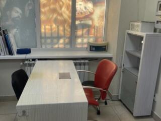 Сдам в салоне красоты место для мастера маникюра